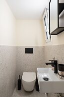 Deluxe 4 Bedrooms Apartment in Athens Center