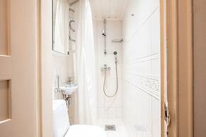 2ndhomes Cozy & Compact Top Floor Studio