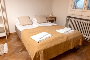 2ndhomes Cozy & Compact Top Floor Studio