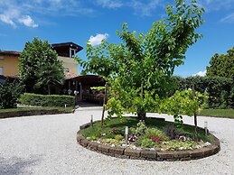 VILLA RIVIERA