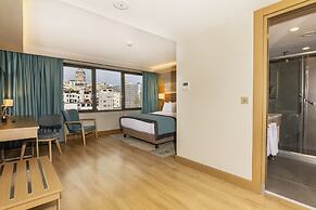 Csk The Halich Port Istanbul