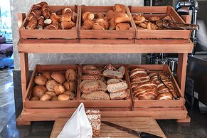 Csk The Halich Port Istanbul