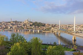 Csk The Halich Port Istanbul