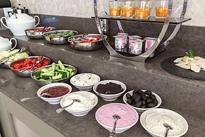 Csk The Halich Port Istanbul