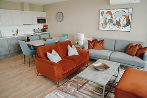 Shoreline Apartments