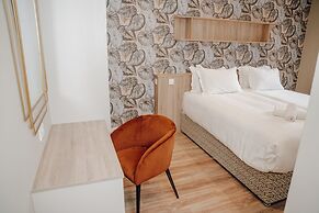 Shoreline Apartments