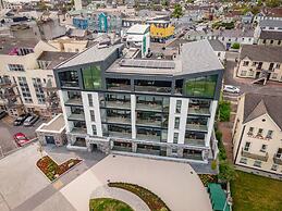 Shoreline Apartments