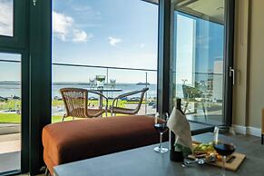 Shoreline Apartments