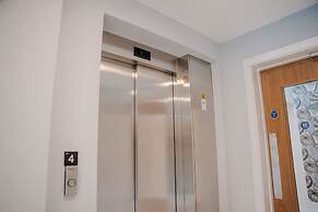 Shoreline Apartments