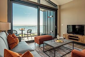 Shoreline Apartments