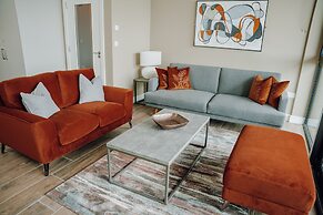 Shoreline Apartments