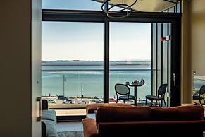 Shoreline Apartments