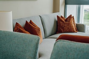 Shoreline Apartments