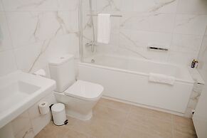 Shoreline Apartments