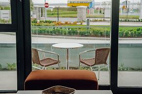 Shoreline Apartments