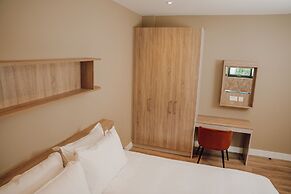 Shoreline Apartments