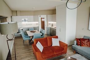 Shoreline Apartments