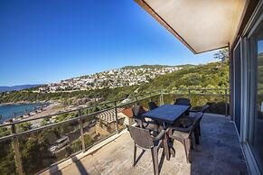 Villa With Sea View and Terrace in Milas Bodrum