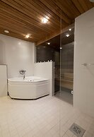 2ndhomes Unique 2-Story Home with Spa