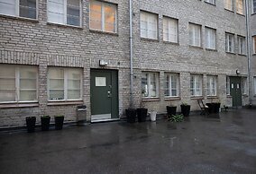 2ndhomes Unique 2-Story Home with Spa