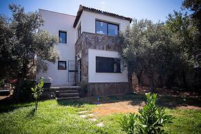 Refreshing Home With Garden in Torba Bodrum