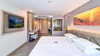 Clarian Hotel Beach Patong