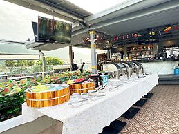 Clarian Hotel Beach Patong