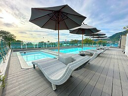 Clarian Hotel Beach Patong