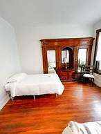 Spring Garden in University City