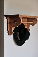 Grill House & Hotel PERNIGELE