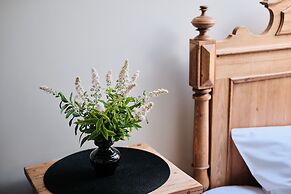 Grill House & Hotel PERNIGELE