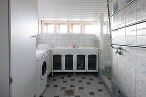 2ndhomes 2-Story Penthouse w Balcony