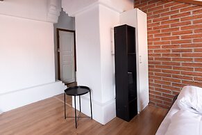 2ndhomes 2-Story Penthouse w Balcony