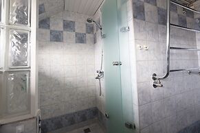 2ndhomes 2-Story Penthouse w Balcony