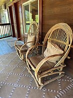 Chewuch Inn and Cabins