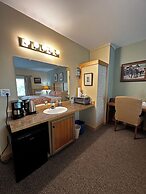 Chewuch Inn and Cabins