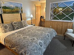 Chewuch Inn and Cabins