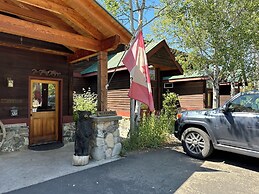 Chewuch Inn and Cabins