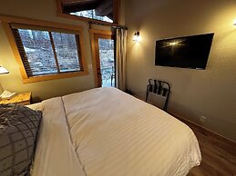 Chewuch Inn and Cabins