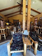 Chewuch Inn and Cabins