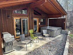 Chewuch Inn and Cabins