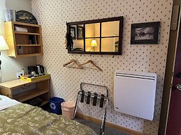 Chewuch Inn and Cabins