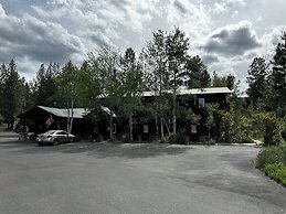 Chewuch Inn and Cabins