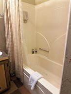 Chewuch Inn and Cabins