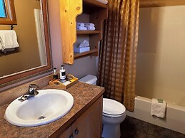 Chewuch Inn and Cabins