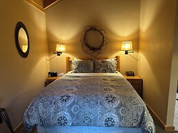 Chewuch Inn and Cabins