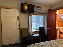 Chewuch Inn and Cabins