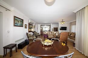 Enchanting House With Backyard in Bodrum