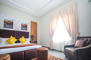 Gyamfuaa Court Apartment