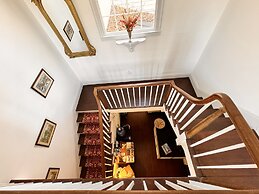 The Sunnyside Sisters Bed and Breakfast